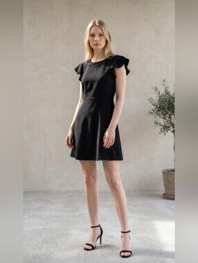 BCBGENERATION! RICH BLACK RUFFLED OPEN BACK A-LINE MINI DRESS, STUNNING! SZ 2